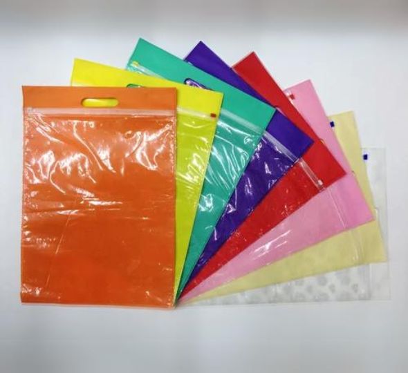 Multicolor Non Woven Zipper Bags 